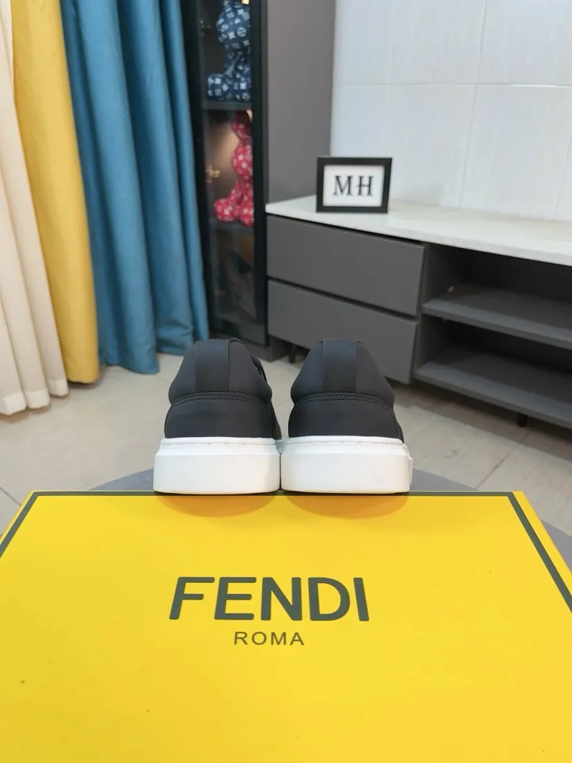 Men's shoes 💰400🌸🌸【FENDI】(velvet lining and leather lining are preferred when ordering) F's new product is on the market, imported concave and convex surface waterproof cloth, classic rhombus pattern F's craftsmanship, high-end and classy, ​​comfortable on the feet, versatile to wear, full of three-dimensional sense, 3 colors available, size: 38-44 (37.45, can be customized, cannot be returned)